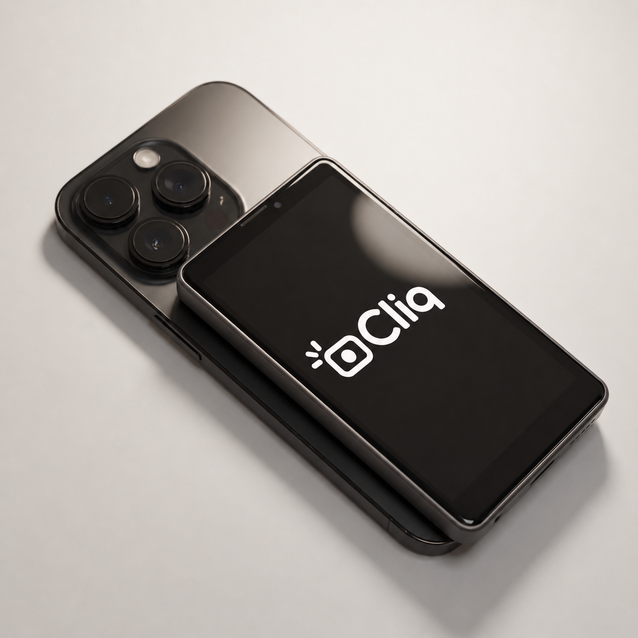 Cliq™ Selfie Monitor